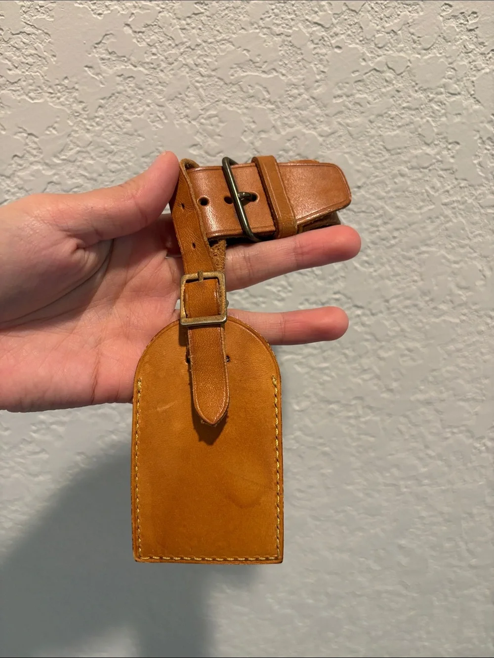 Louis Vuitton Vachetta Leather Luggage Tag in Tan